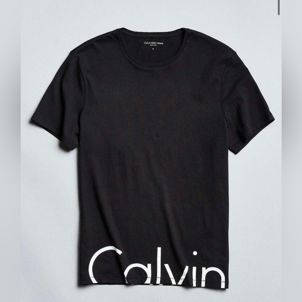 Calvin Klein tshirt